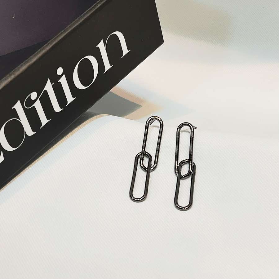 Brinco geométrico grafite